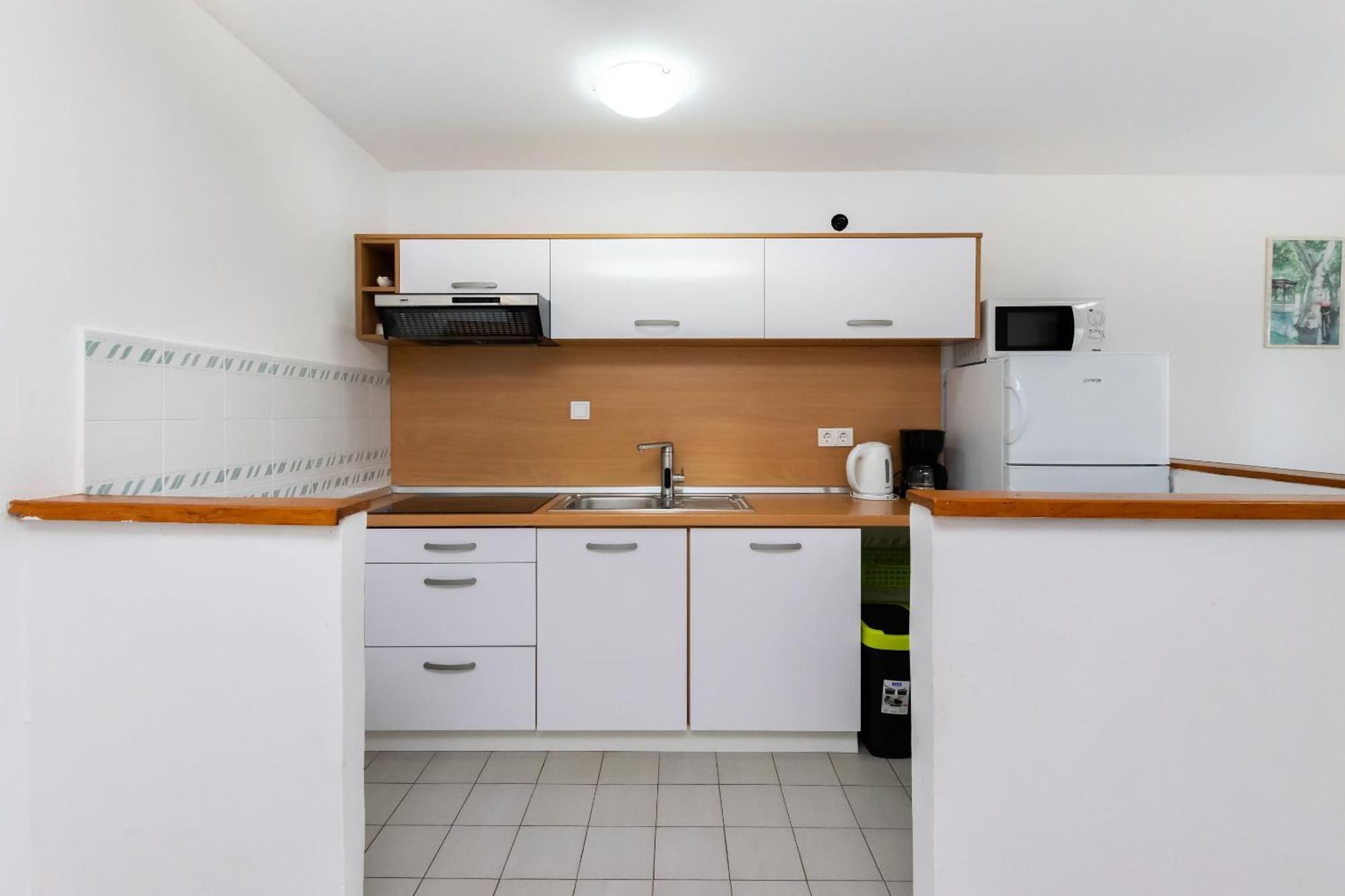 Apartments Anica F Lopar Buitenkant foto